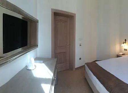 Euro Grivita Hotel 3*