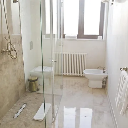 Euro Grivita Βουκουρέστι