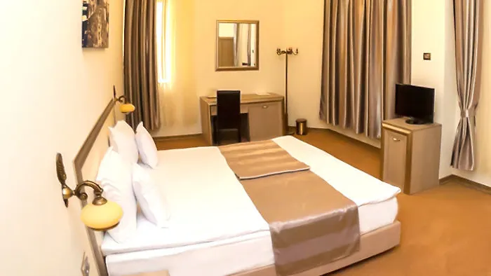 Hotel Euro Grivita 3*